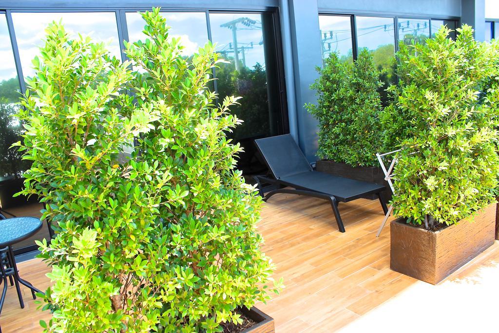 Little Paris Phuket Apartment Bagian luar foto