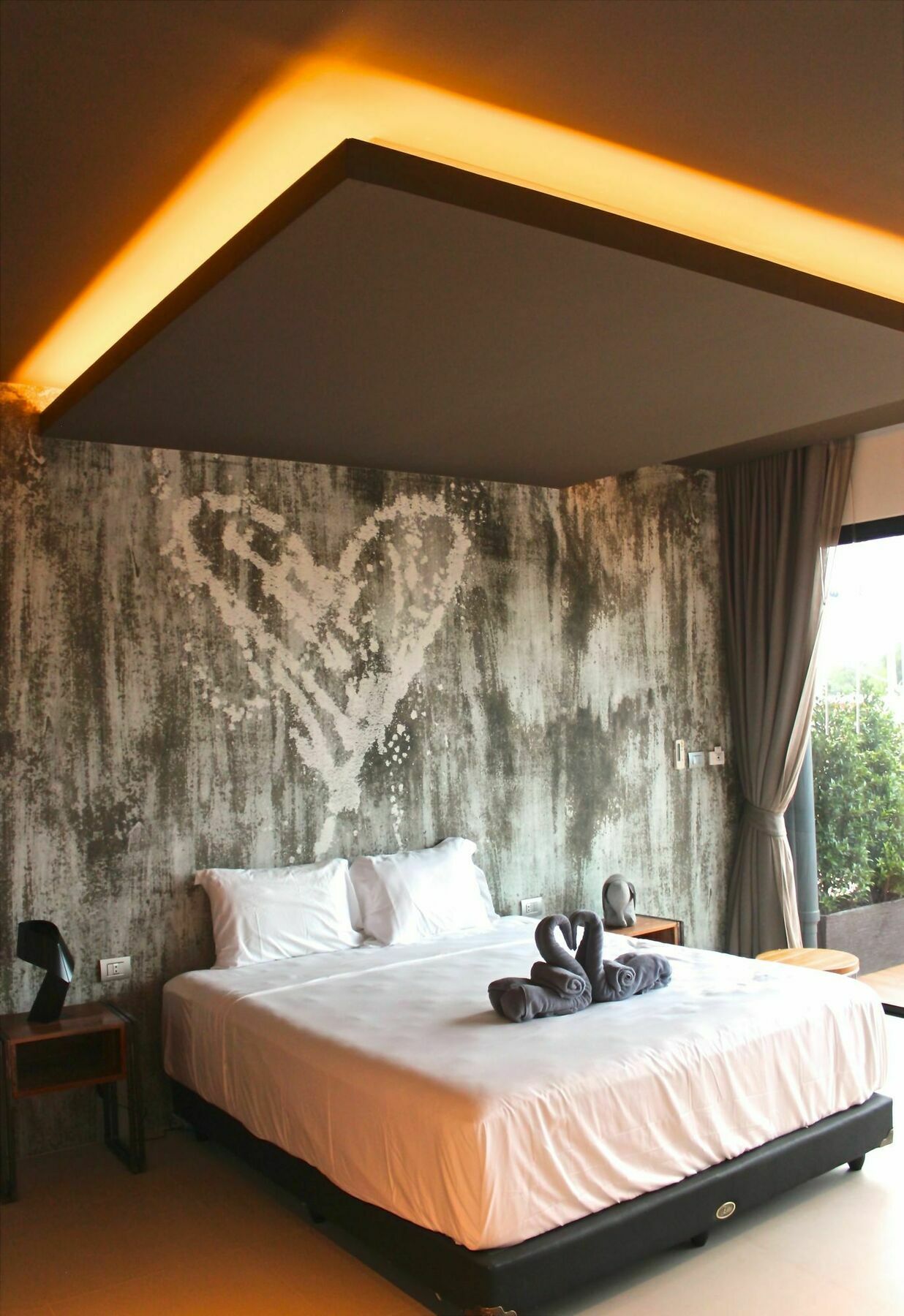 Little Paris Phuket Apartment Bagian luar foto