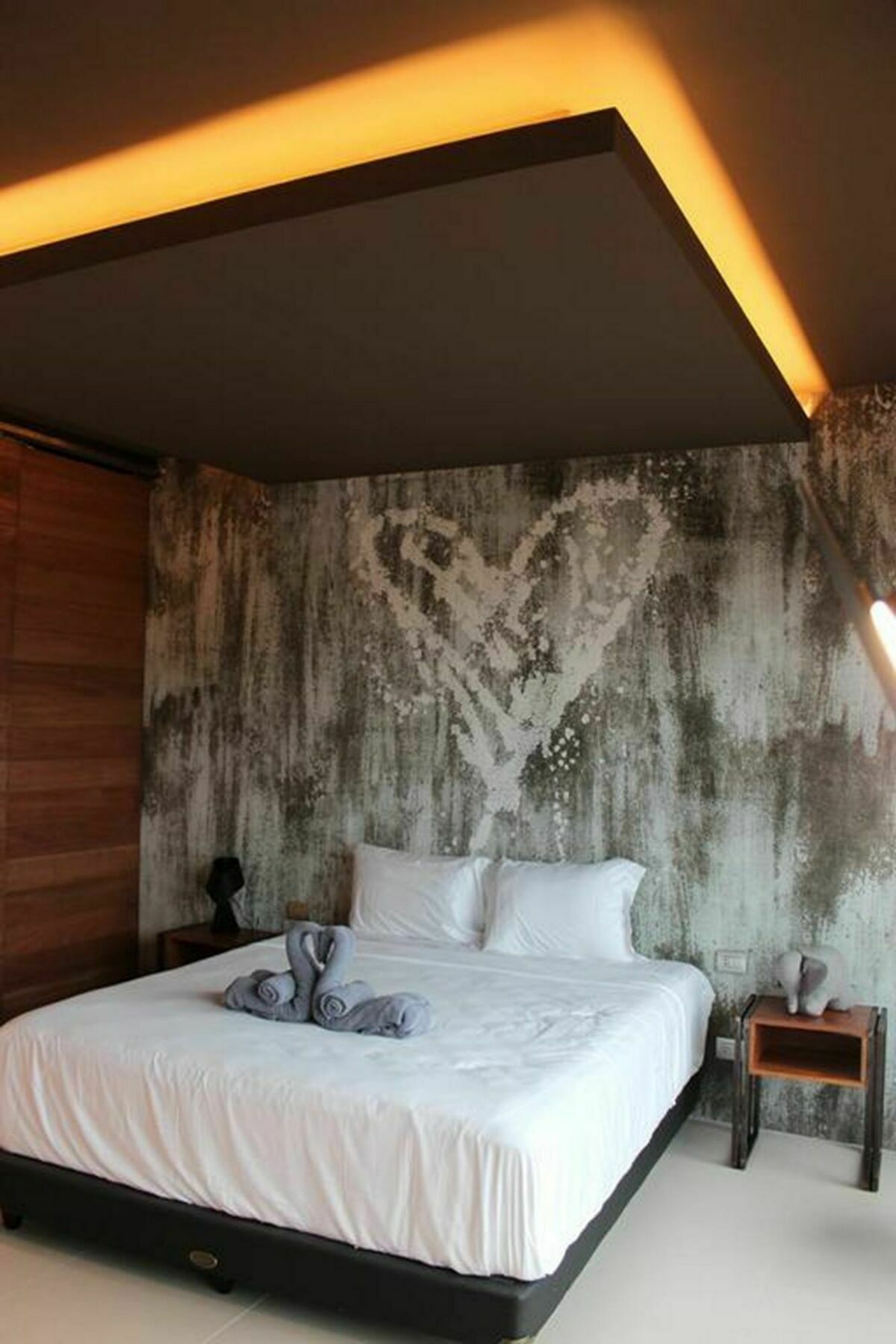 Little Paris Phuket Apartment Bagian luar foto